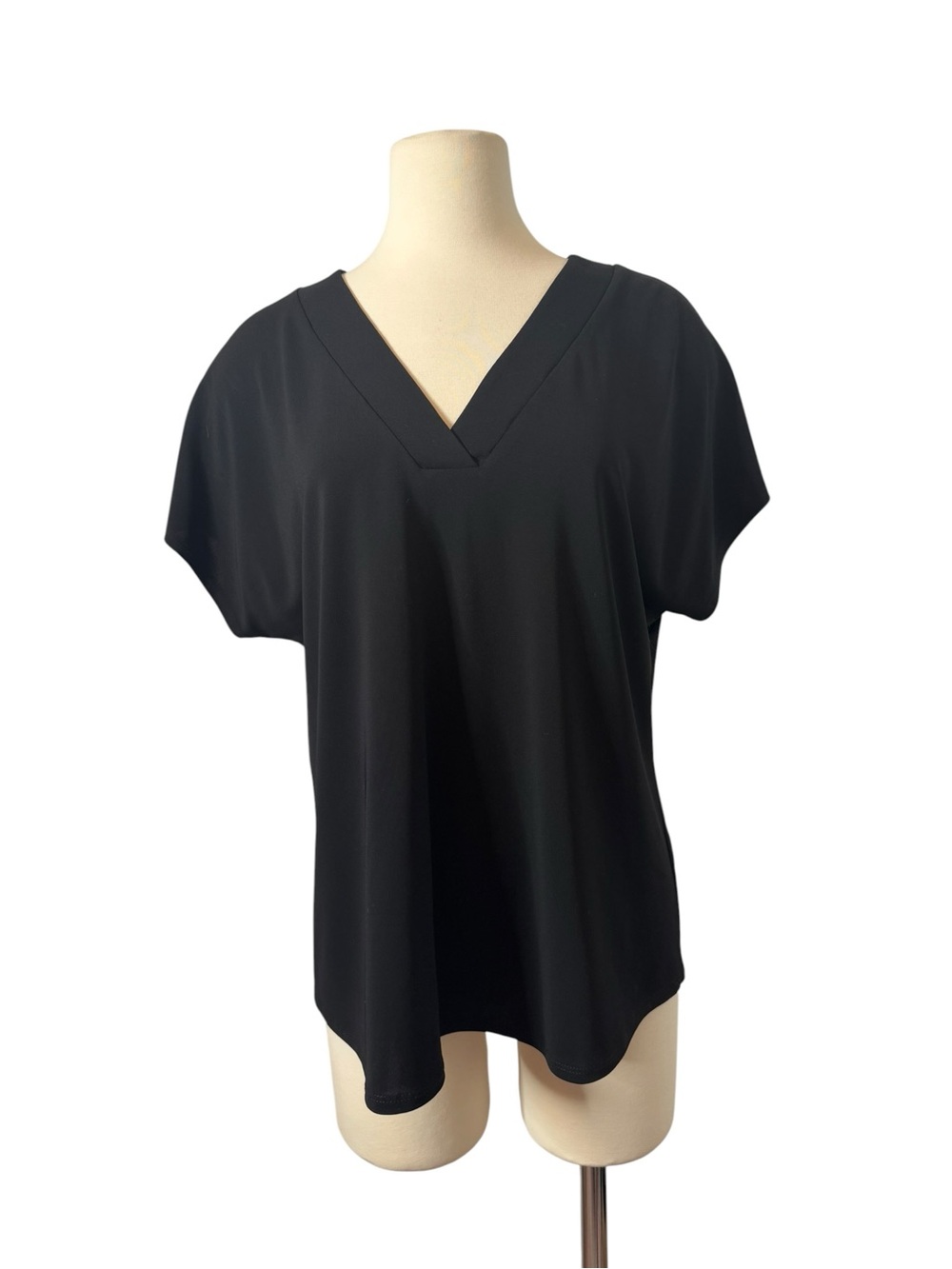 Iris Setlakwe Black V-Neck Short Sleeve Top